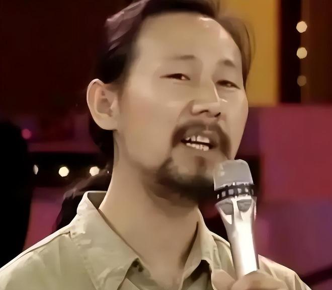 正式确认!31岁中国男篮老将担任国家队长,球迷:他号召力很强